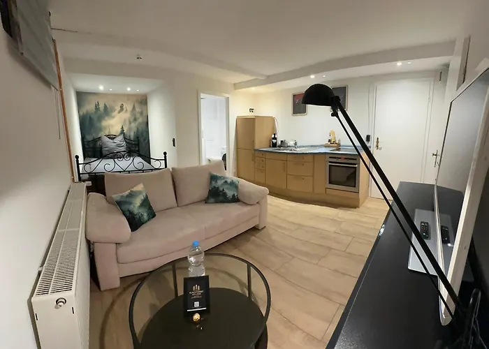 Pendler Montagewohnung Kandern, Loerrach, Basel D,ch, Fr Lägenhet Holzen